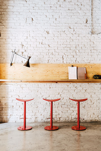 Coma pedestal stool Coma red Stool