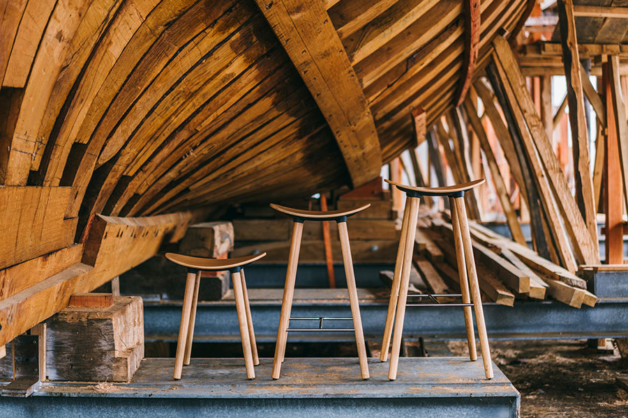 Coma stool Coma Stool