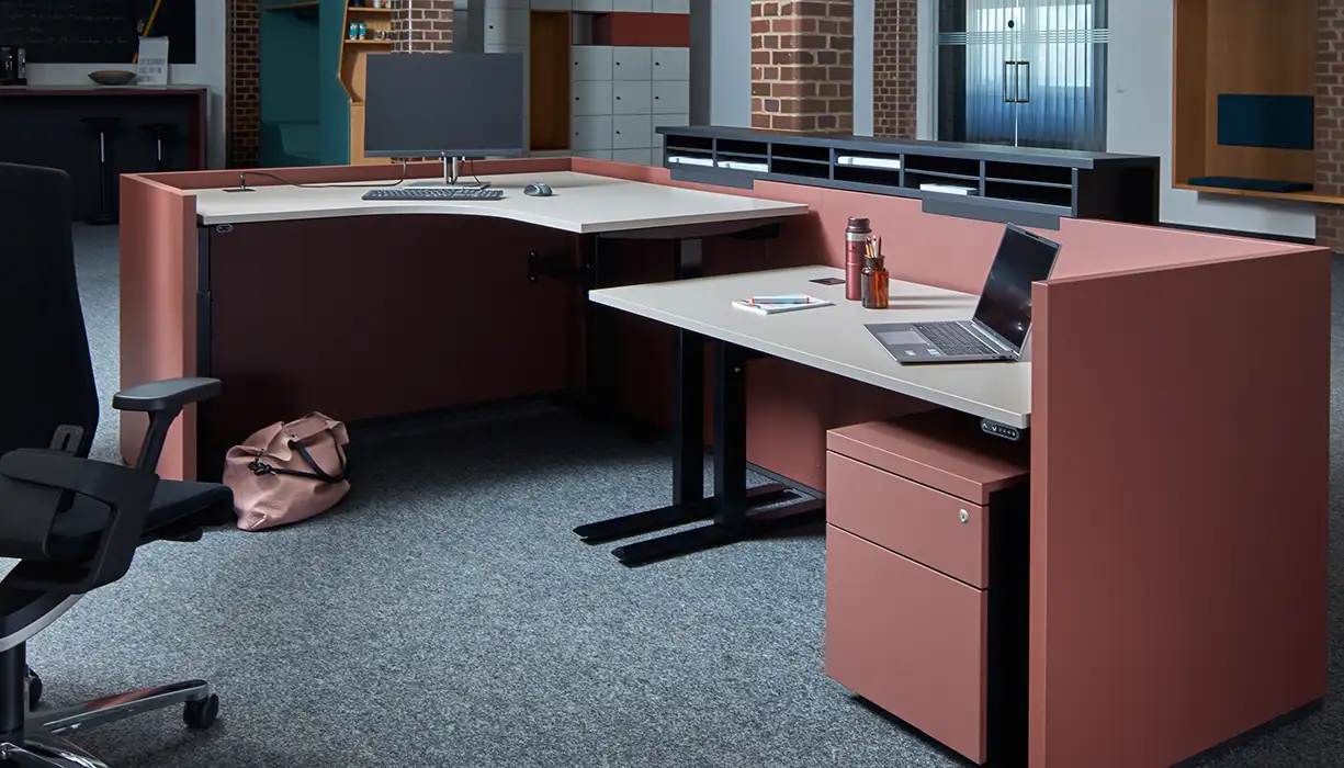 Basic C motorised desk