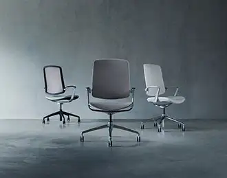 Trinetic chair